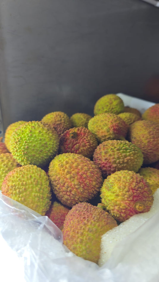 Lychee - 妃子笑 Concubine's Smile Heng Fruits