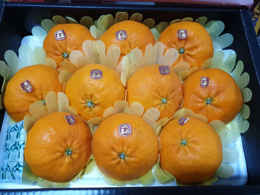 PRE-ORDER : RedHyang Korean Mandarin Oranges (Box of 8-10Pcs) Heng Fruits