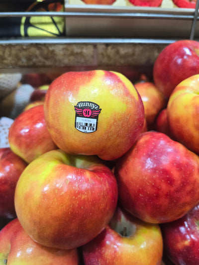 Hunnyz Red Apple Heng Fruits