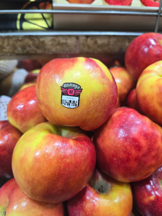 Hunnyz Red Apple Heng Fruits