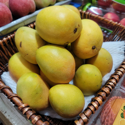 Mango - Alphonso (India) - 1 Box Heng Fruits