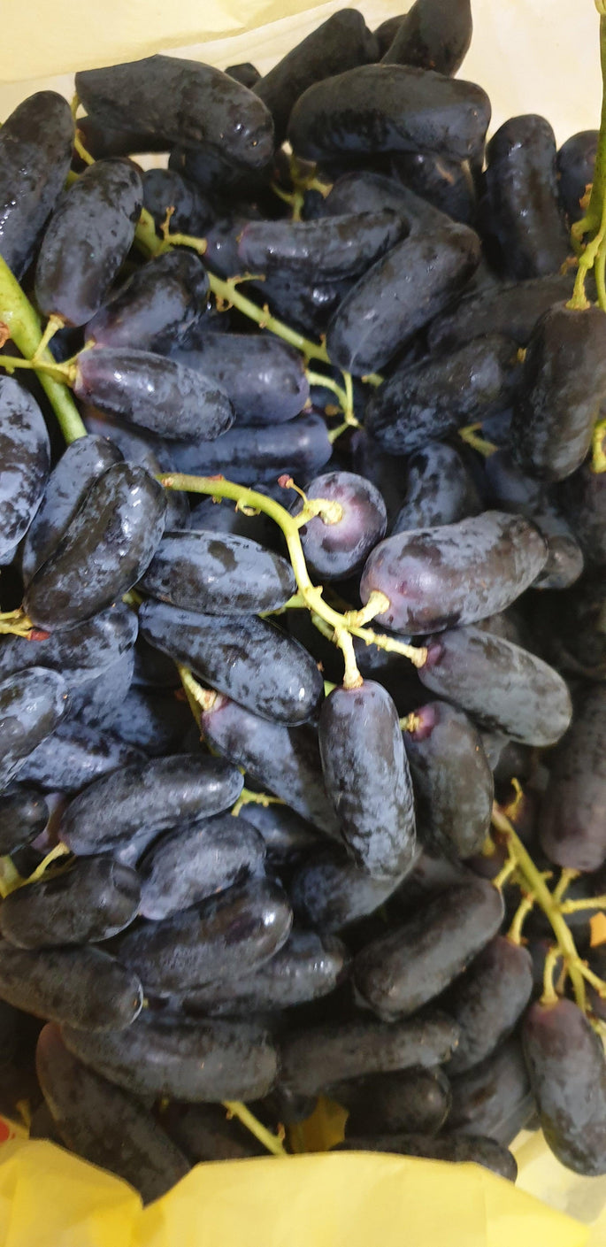 Grapes Moondrop (1kg) Heng Fruits