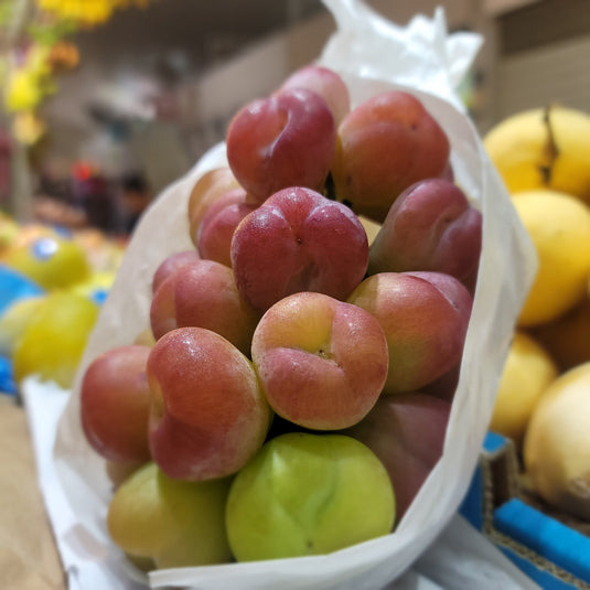 Grape - Premium Heart Shaped Red Grapes (Yamanashi Prefecture, Japan) Heng Fruits