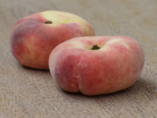 Donut Peach - 1 Punnet Heng Fruits